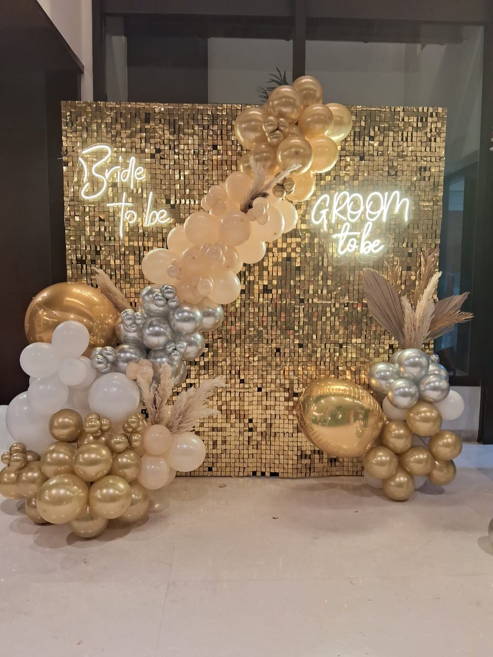 Bride & Groom to be Set Up