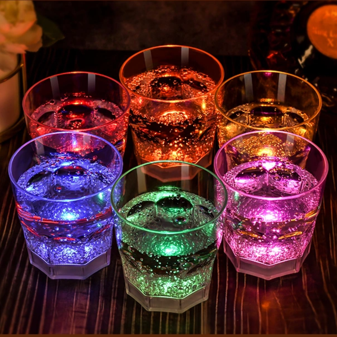 LED Whiskey Glasses that Glows in the Dark / Liquid Activated / Reusable - 1 PC