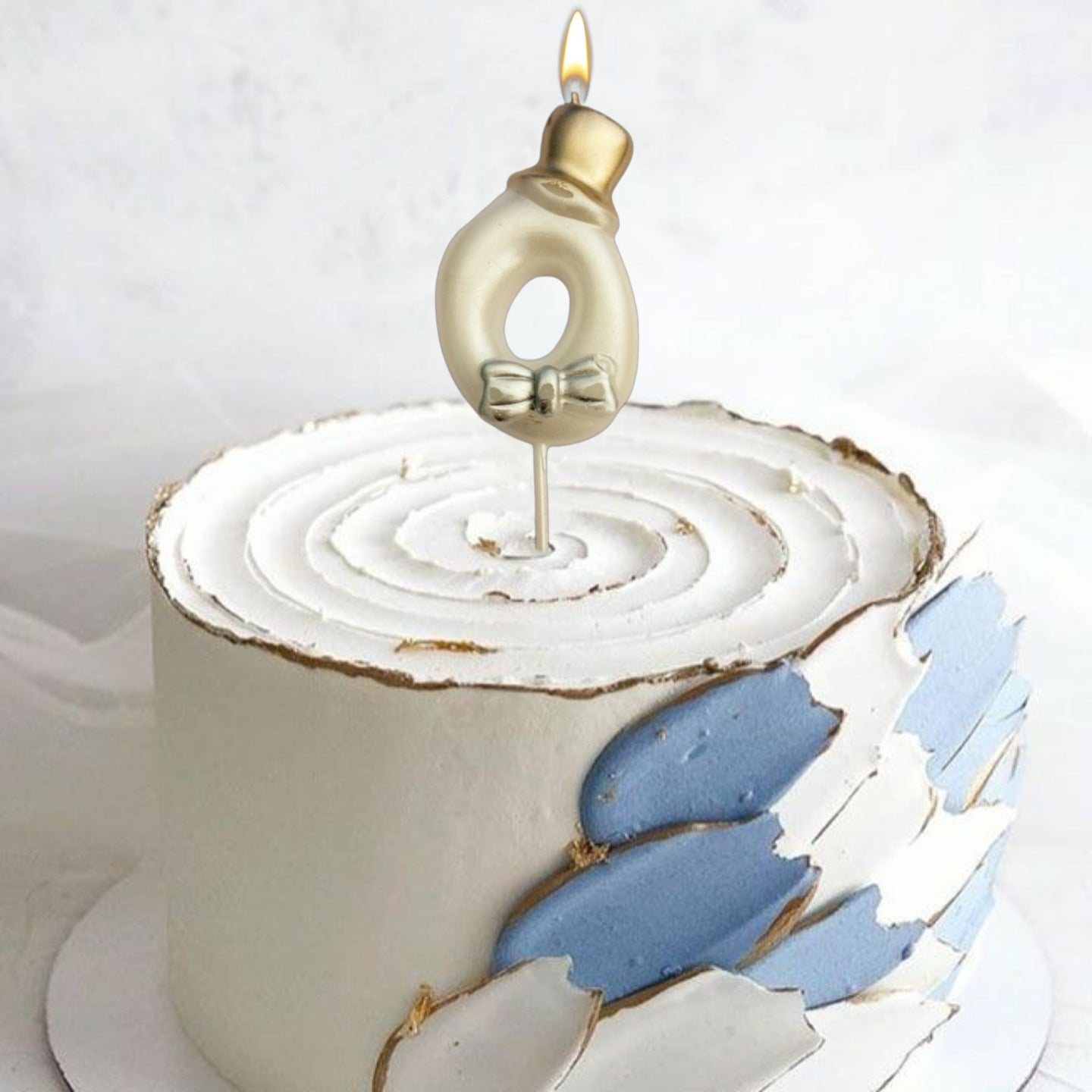 Metallic White Numerical Candle 0 with Golden Hat