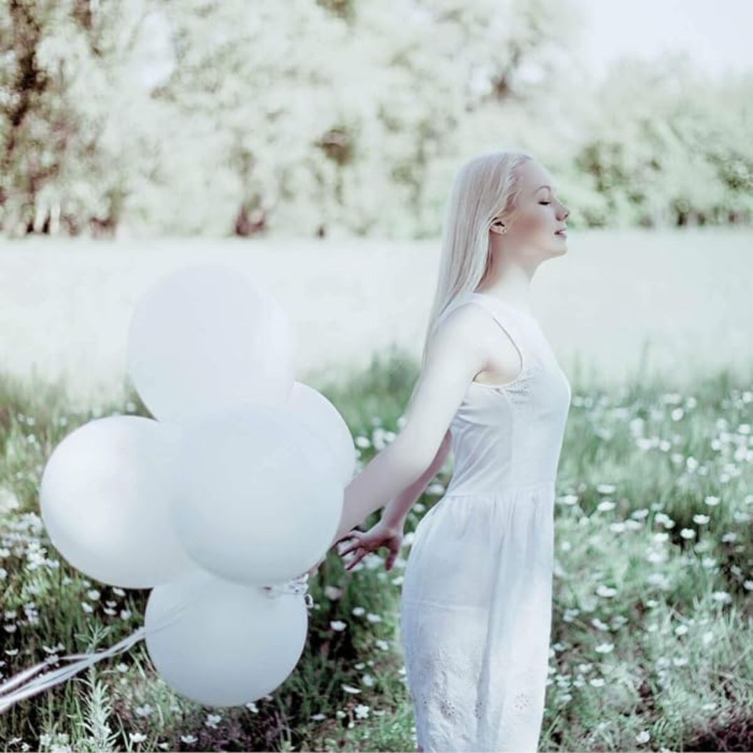 8" White Latex Balloon - 50ct