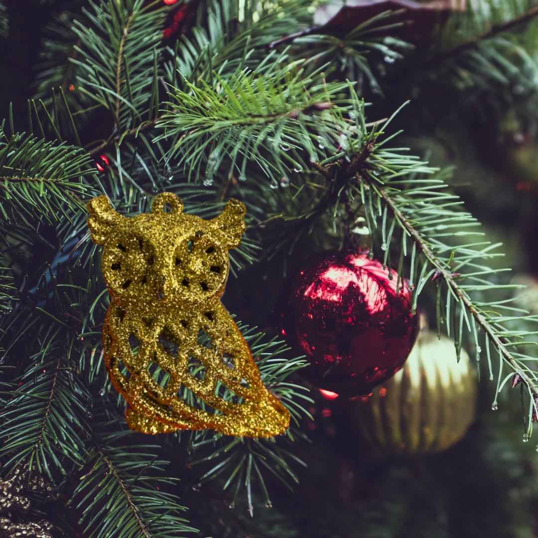 Lucky Charm Owl Tree Hanging Gold - 1 PC - Size - 8CM