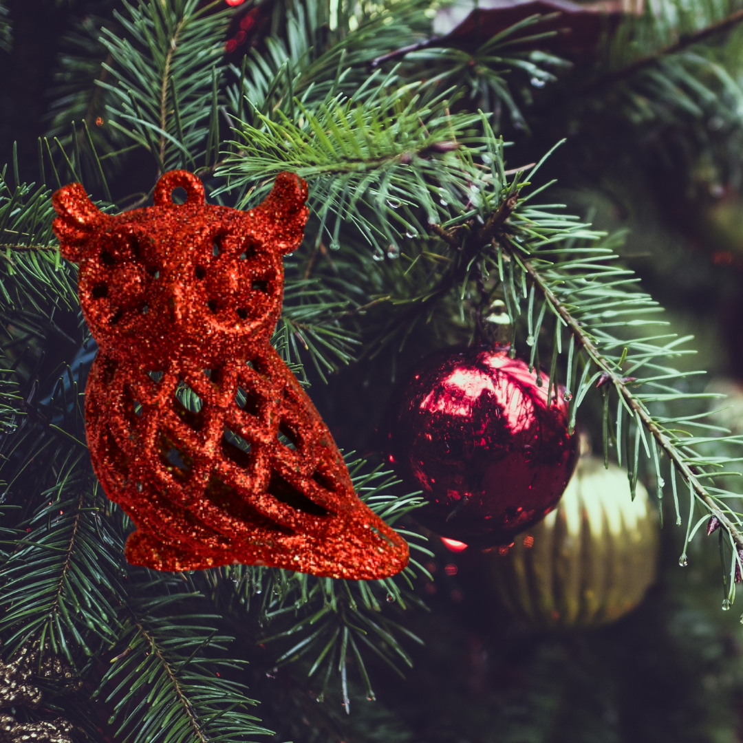 Lucky Charm Owl Tree Hanging Red - 1 PC - Size - 8CM