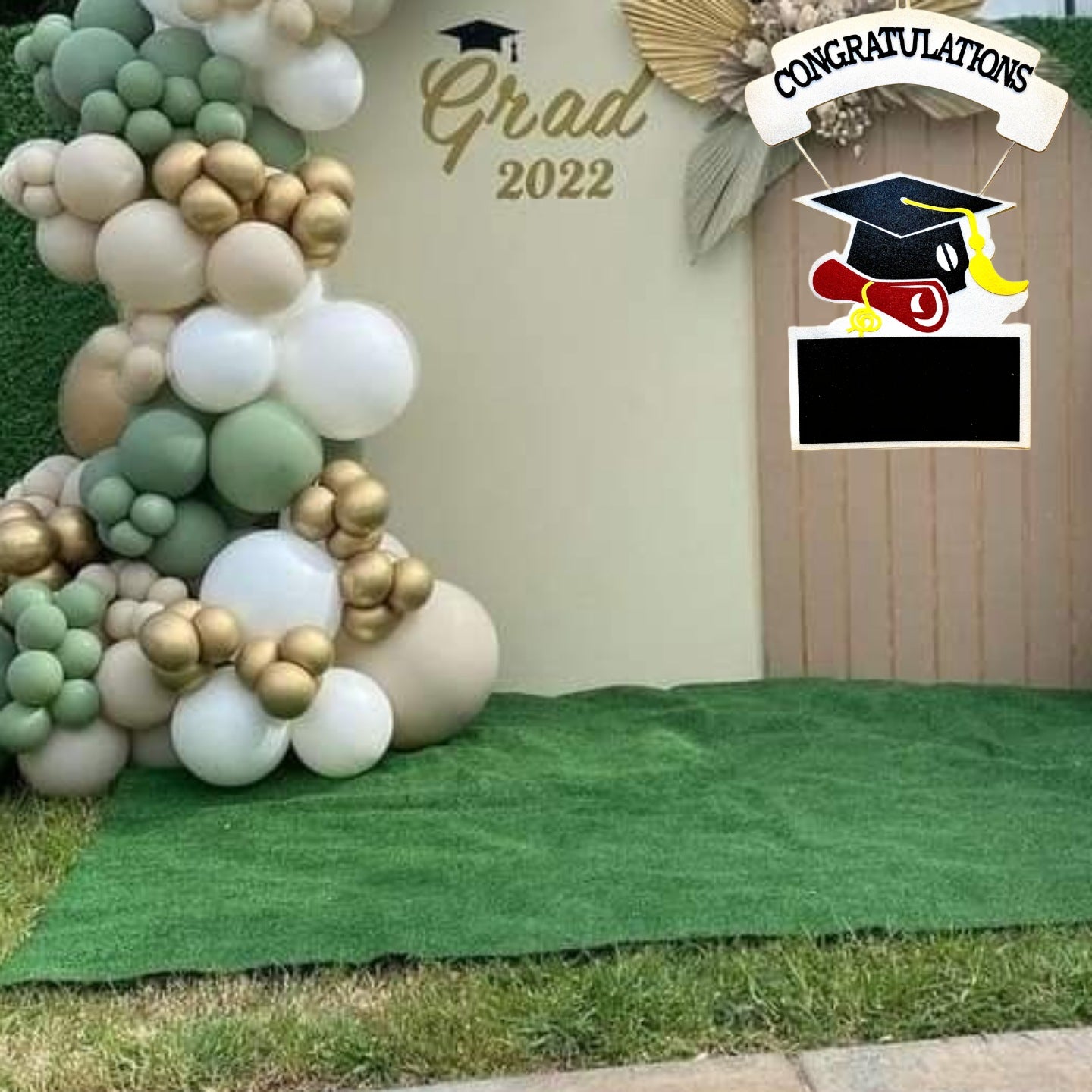 Congrats Grad Hanging Door Sign