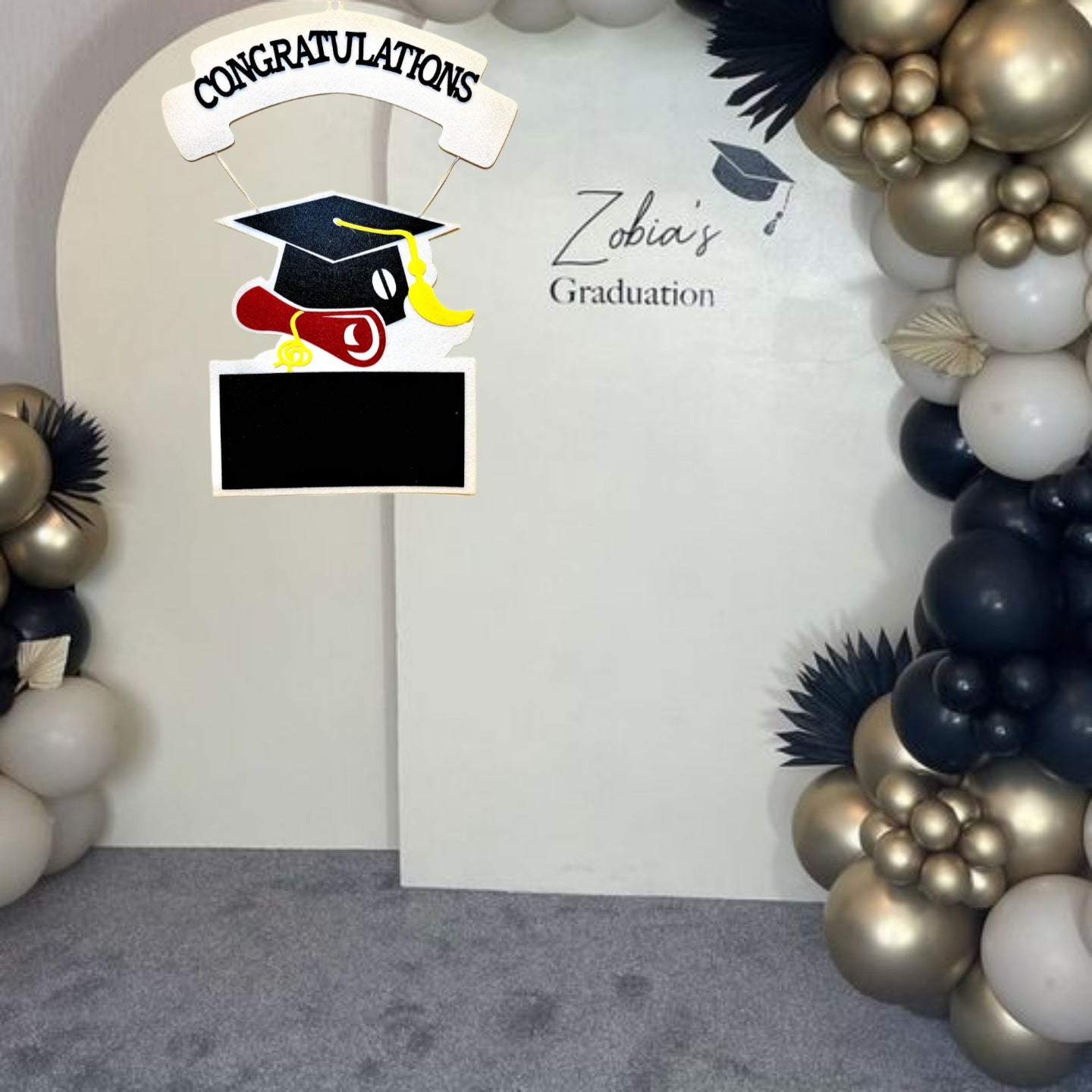 Congrats Grad Hanging Door Sign