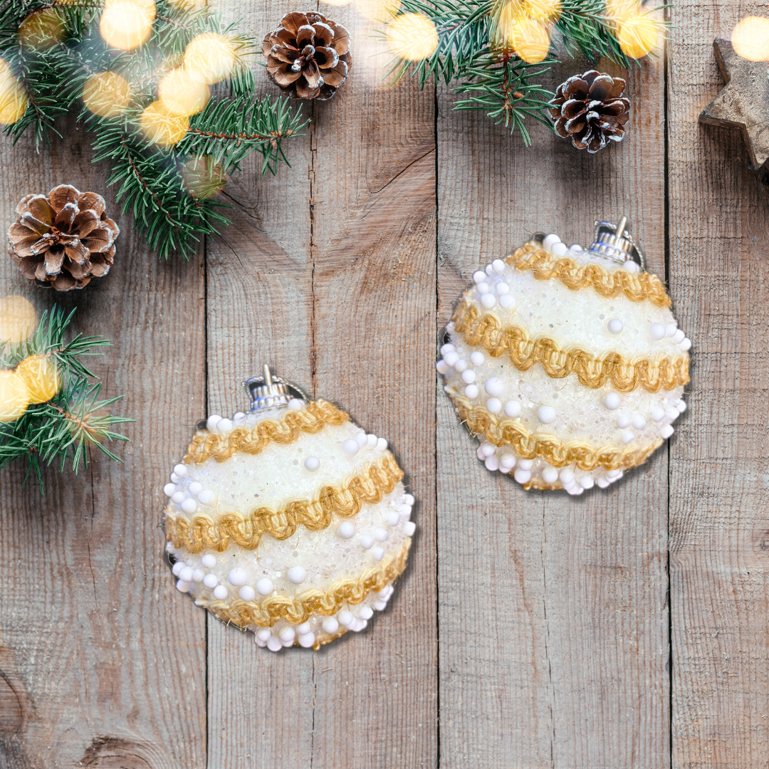 Christmas Tree Ornaments Vintage Snow Balls 2Pc