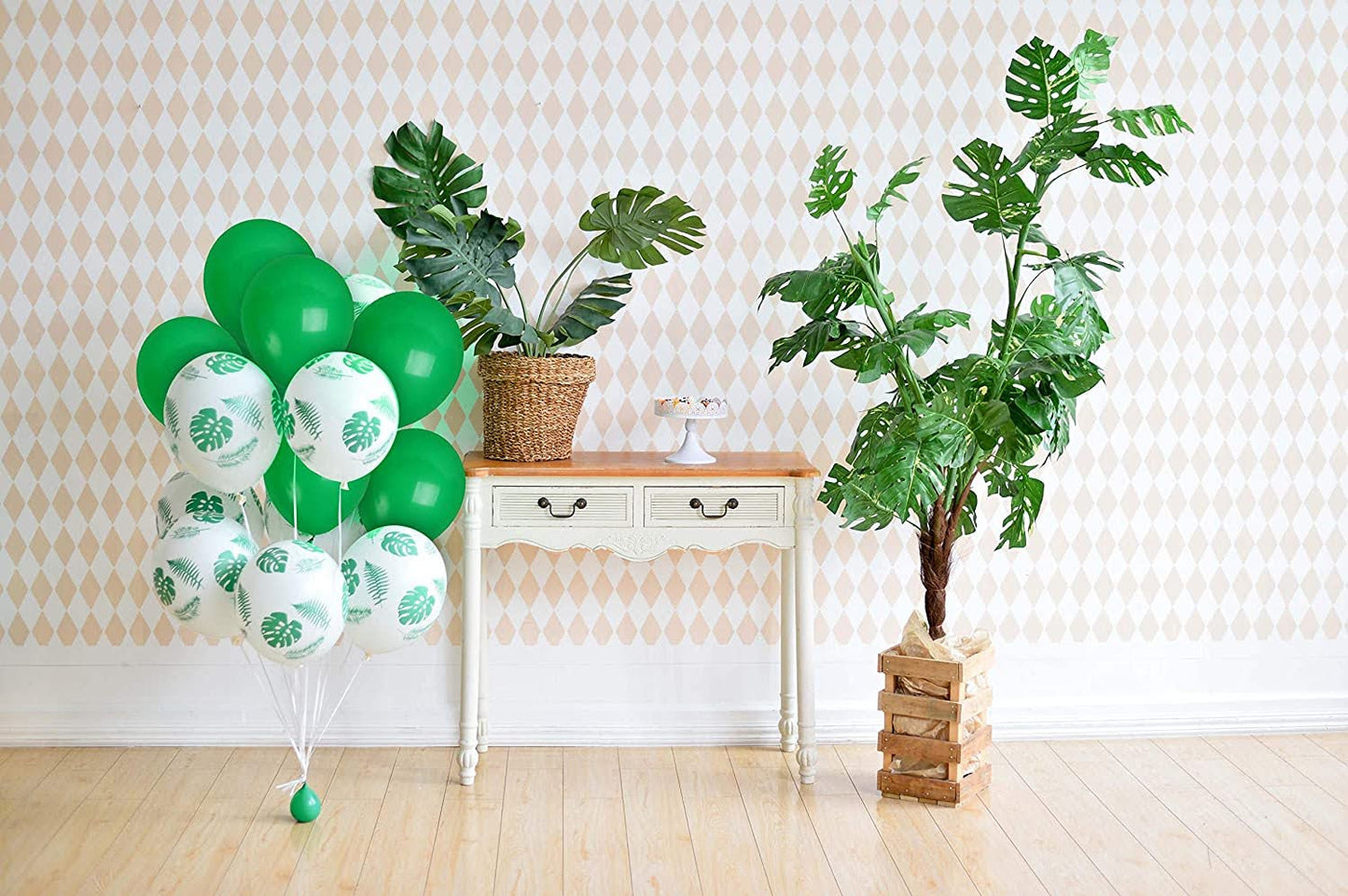 8" Dark Green Latex Balloon - 20ct