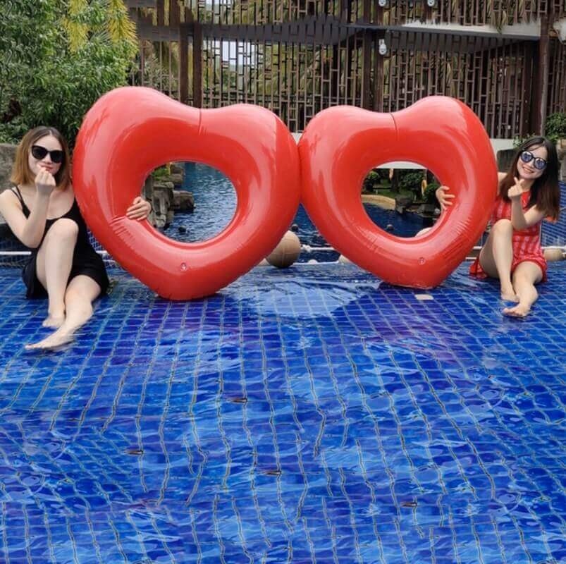 Inflatable Giant Double Heart Pool Float Swimming Pool Parties