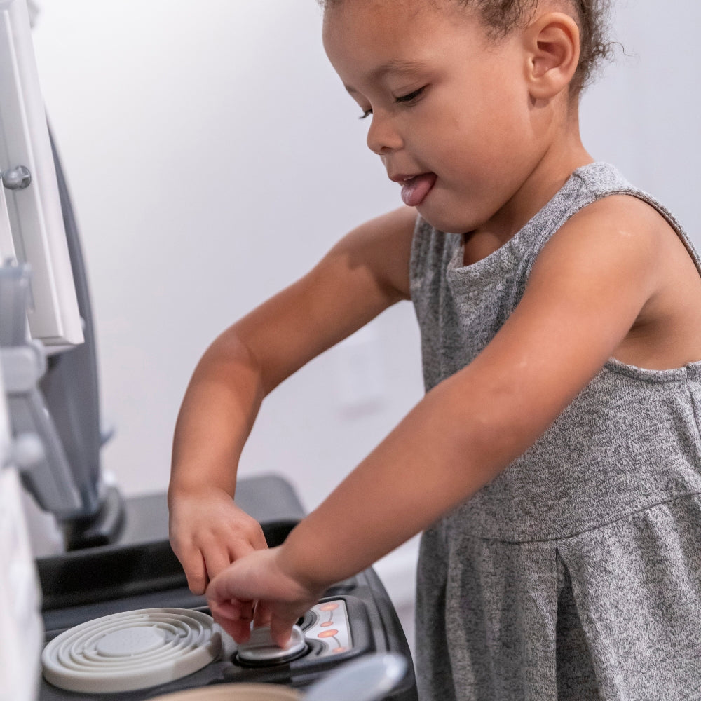 Ls Dream Kitchen by Step2 — kids activity toy for outdoor play and birthday gifts - image 6