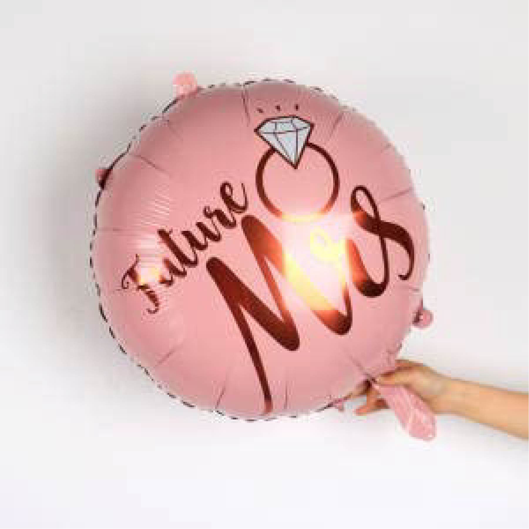 Future Mrs. Balloon 18" S40